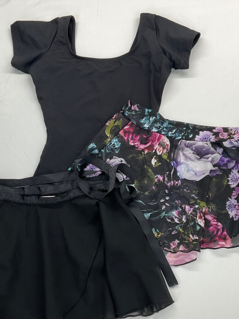 So Danca Girls Ballet Leotard Danz N Motion Floral Skirt Wrap Skirt Dance Set